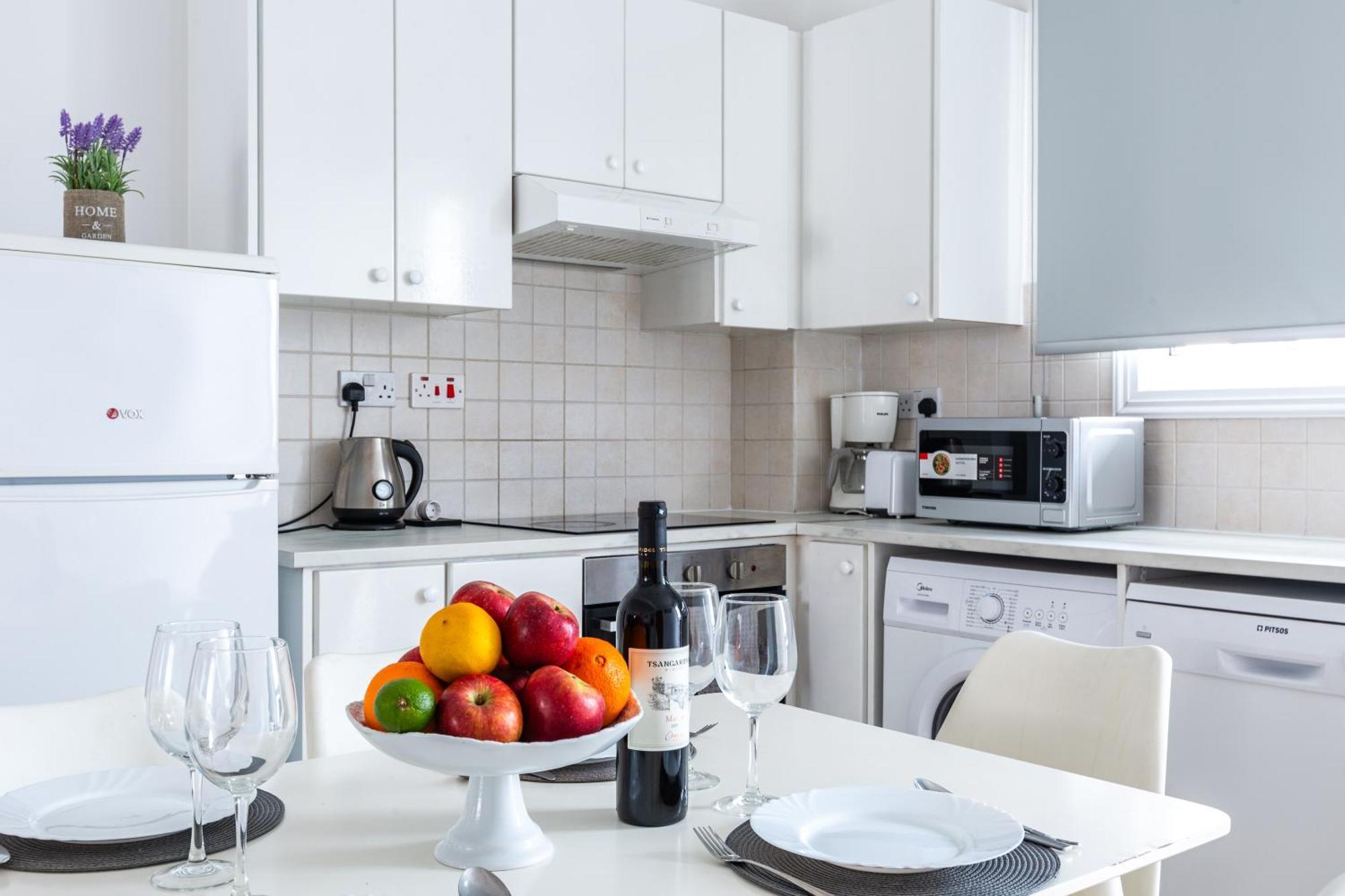 Beautiful 2 Bed Apartment In Paphos Cyprus 外观 照片